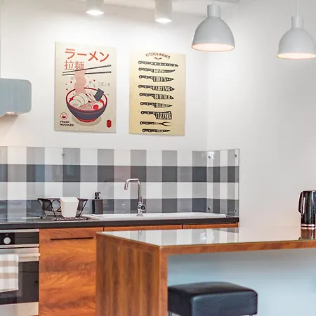 Miedzynarodowa 31a By Homeprime 아파트 바르샤바