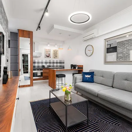 Miedzynarodowa 31a By Homeprime Varsavia