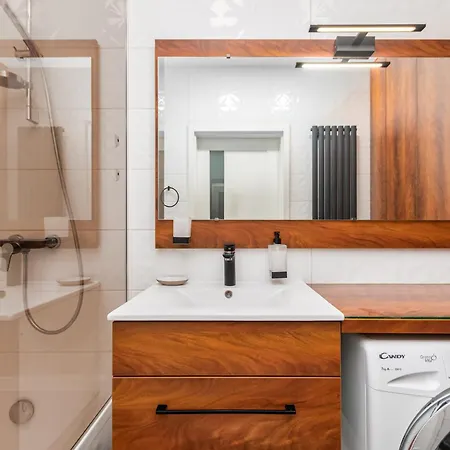 Miedzynarodowa 31a By Homeprime *