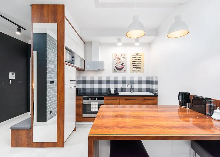 Miedzynarodowa 31a By Homeprime Apartment *