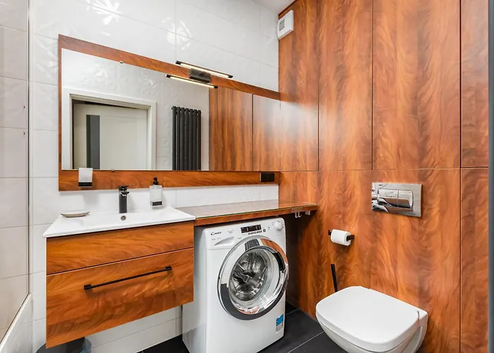 Miedzynarodowa 31a By Homeprime Apartment *